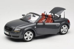 Audi TT 8N Roadster Grau Maisto 1:18 50346 Metall — Bild 2 von 8