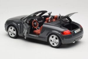 Audi TT 8N Roadster Grau Maisto 1:18 50346 Metall — Bild 5 von 8