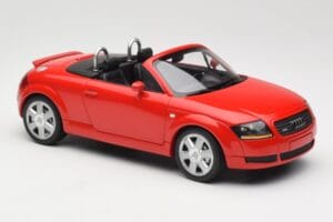 Audi TT 8N Roadster Rot Minichamps 1:18 155017032 Metall — Bild 4 von 6