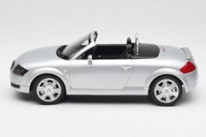 Audi TT 8N Roadster Silver Metallic Minichamps 1:18 155017031 Metall — Bild 3 von 6