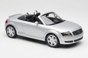 Audi TT 8N Roadster Silver Metallic Minichamps 1:18 155017031 Metall — Bild 4 von 6