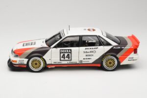 Audi V8 Quattro DTM #44 Team AZR F. Jelinski 1991 Minichamps 1:18 100911044 Metall — Bild 4 von 8