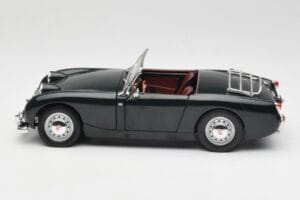 Austin-Healey Sprite Leaf Green Revell 1:18 08837 Metall — Bild 4 von 8