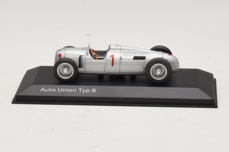 Auto Union Typ B #1 Silber Minichamps 1:43 5031300313 Metall