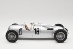 Auto Union Typ C #18 B. Rosemeyer Internationales Eifelrennen Nürburgring Winner 1936 Minichamps 1:18 155361018 Metall — Bild 3 von 6