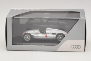 Auto Union Typ D #4 Silber Minichamps 1:43 5030900703 Metall — Bild 4 von 4