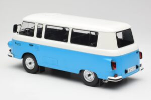 Barkas B1000 Blau & Weiß MCG 1:18 MCG18007 Metall — Bild 4 von 6