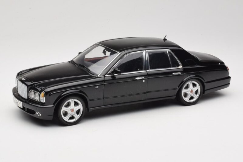 Bentley Arnage R Schwarz Minichamps 1:18 100139071 Metall