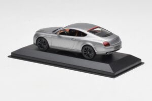 Bentley Continental GT Grau Mit Schwarzen Felgen Minichamps 1:43 BENTLEY001 Metall — Bild 3 von 4