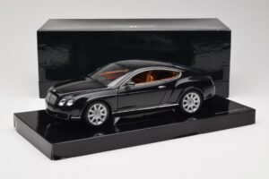 Bentley Continental GT Midnight Emerald Minichamps 1:18 BL389 Metall — Bild 8 von 8
