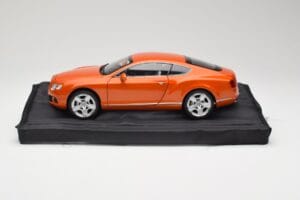 Bentley Continental GT Orange Metallic Minichamps 1:18 100139921 Metall — Bild 4 von 8