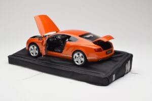 Bentley Continental GT Orange Metallic Minichamps 1:18 100139921 Metall — Bild 5 von 8