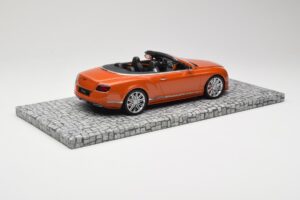 Bentley Continental GT Speed Cabriolet Orange Metallic Minichamps 1:18 107139430 Metall — Bild 2 von 6