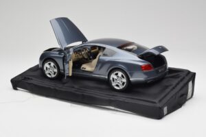 Bentley Continental GT Thunder Grau Minichamps 1:18 BL835 — Bild 5 von 8