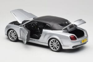 Bentley Continental Supersports Cabriolet 1. Generation Silber Bburago 1:18 18-11037S Metall — Bild 5 von 8