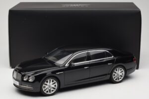 Bentley Flying Spur W12 Diamond Black Kyosho 1:18 08891DBK Metall — Bild 8 von 8