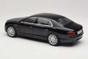 Bentley Flying Spur W12 Onyx Black Kyosho 1:18 08891NX Metall — Bild 7 von 8