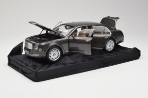 Bentley Mulsanne Brodgar Metallic Minichamps 1:18 BL843 Metall — Bild 2 von 8
