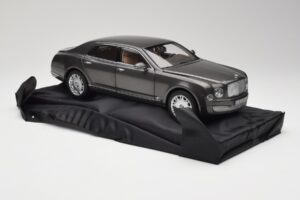Bentley Mulsanne Brodgar Metallic Minichamps 1:18 BL843 Metall — Bild 6 von 8