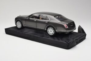 Bentley Mulsanne Brodgar Metallic Minichamps 1:18 BL843 Metall — Bild 7 von 8