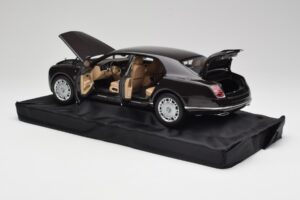 Bentley Mulsanne Burnt Oak Minichamps 1:18 100139905 Metall — Bild 5 von 8