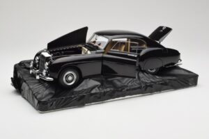 Bentley R-Type Continental Black Metallic Minichamps 1:18 100139420 Metall — Bild 2 von 8