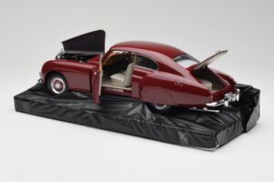 Bentley R-Type Continental Tudor Rot Minichamps 1:18 100139421 Metall — Bild 5 von 8