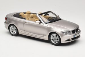 BMW 1 Series E88 Cabriolet Mineral Silver Metallic Kyosho 1:18 80430427020 Metall — Bild 6 von 8