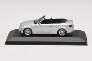 BMW 1-Series E88 Cabriolet Titan Silver Minichamps 1:43 80420427037-R1 Metall