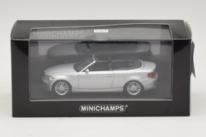 BMW 1-Series E88 Cabriolet Titan Silver Minichamps 1:43 80420427037-R1 Metall — Bild 5 von 5