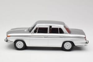 BMW 1800 Ti Silber Minichamps 1:18 107024000 Resin — Bild 3 von 6
