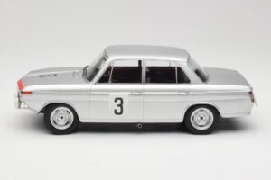 BMW 1800 TiSA #3 D. Glemser / J. Ickx 24 Hours of Spa 1965 Minichamps 1:18 155652903 Metall — Bild 3 von 6
