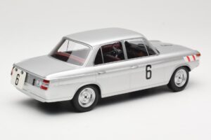 BMW 1800 TiSA #6 J. Munaron / K. Eppelein 24 Hours of Spa 1965 Minichamps 1:18 155652906 Metall — Bild 2 von 6