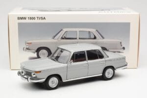 BMW 1800 TiSA Bernina Grau AUTOart 1:18 70621 Metall — Bild 8 von 8