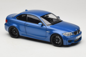 BMW 1M Coupe E82 Blue Metallic Minichamps 1:18 110020025 Metall — Bild 6 von 8