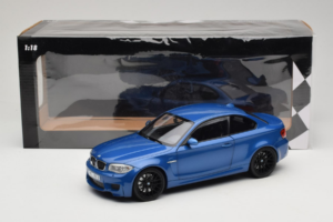 BMW 1M Coupe E82 Blue Metallic Minichamps 1:18 110020025 Metall — Bild 8 von 8