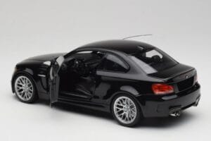 BMW 1M Coupe E82 Black Metallic Minichamps 1:18 110020021 Metall — Bild 5 von 8