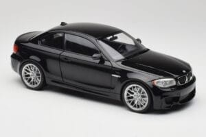 BMW 1M Coupe E82 Black Metallic Minichamps 1:18 110020021 Metall — Bild 6 von 8