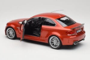 BMW 1M Coupe E82 Sakhir Orange Metallic Minichamps 1:18 110020020 Metall — Bild 5 von 8