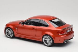 BMW 1M Coupe E82 Sakhir Orange Metallic Minichamps 1:18 110020020 Metall — Bild 7 von 8