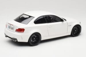 BMW 1M Coupe E82 Weiß Minichamps 1:18 110020022 Metall — Bild 3 von 8