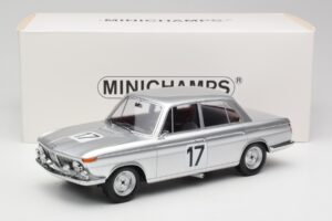 BMW 2000 Ti #17 J. Ickx / H. Hahne 24 Hours of Spa 1966 Winners Minichamps 1:18 107662517 Resin — Bild 6 von 6