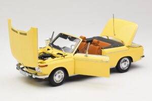 BMW 2002 Cabriolet Hellgrün Minichamps 1:18 80430145820 Metall — Bild 2 von 8