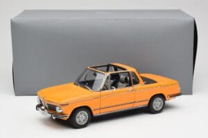 BMW 2002 E10 Cabriolet Colorado Orange AUTOart 1:18 80430300713 Metall — Bild 8 von 8