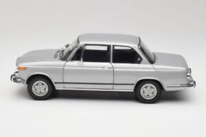 BMW 2002 Tii Polaris Silber AUTOart 1:18 80430146517 Metall — Bild 4 von 8