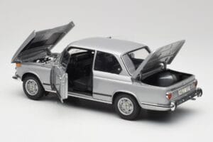 BMW 2002 Tii Polaris Silber AUTOart 1:18 80430146517 Metall — Bild 5 von 8