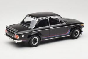 BMW 2002 Turbo Schwarz Minichamps 1:18 155026204 Metall — Bild 2 von 6
