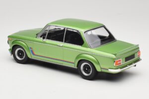 BMW 2002 Turbo Green Metallic Minichamps 1:18 155026206 Metall — Bild 5 von 6