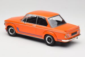 BMW 2002 Turbo Orange Minichamps 1:18 155026202 Metall — Bild 5 von 6