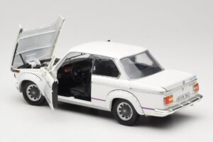 BMW 2002 Turbo E10 Weiß Anson 1:18 30393 Metall — Bild 5 von 8